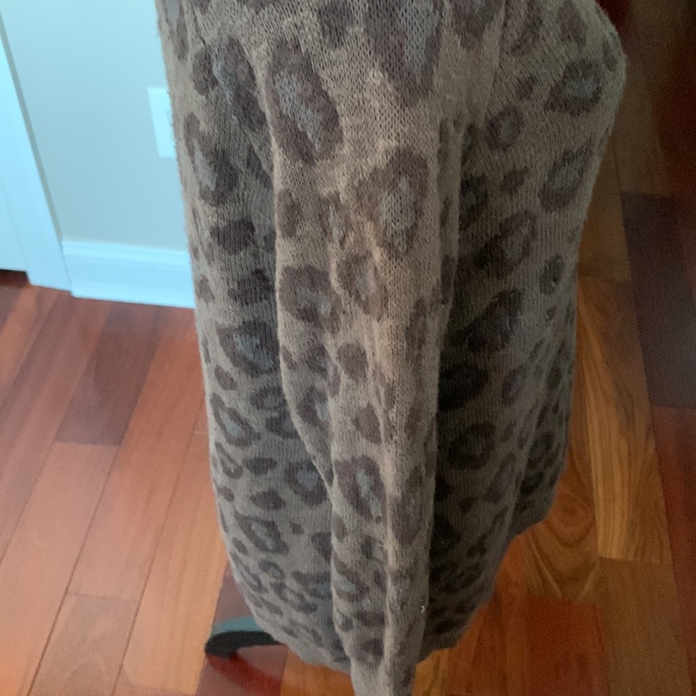 Edge by Jen Rade sweater. - Picture 7 of 9